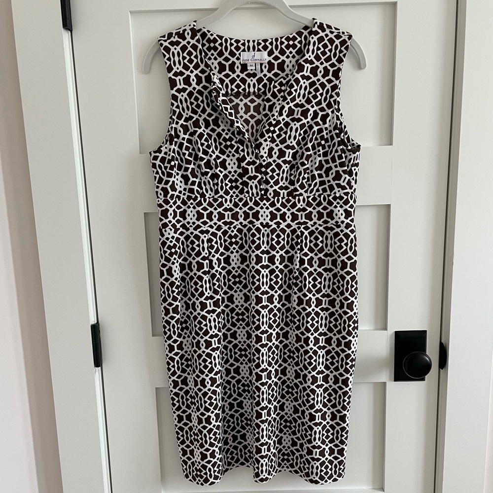 Jude Connally Ellie dress in brown/white sleeveless geometric design.